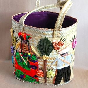 Hand woven straw tote bag, straight from The Straw Market in Nassau, Bah…